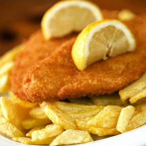 Cotoletta di pollo con patatine fritte